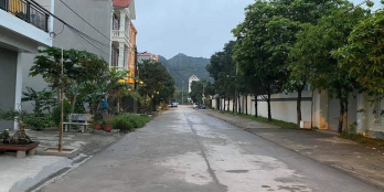 Mình có lô đất Xa Liên áp ve mặt đường uỷ ban Ninh Khánh, cách mặt Lê Thái Tổ 50