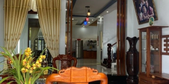 Bán nhà biệt thự phường Nghĩa Chánh, gần Quảng trường giá rẻ bèo năm mới