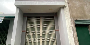 - Chủ cần tiền ra nhanh nhà 1 Mê hẻm ô tô Lê Lợi nhà xịn xò nè