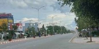 bán_đất tặng nhà mặt tiền đường điện biên phủ gần chợ chòm hõm .