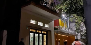 Gia chủ đang cần bán gấp, Nhà giữa trung tâm thành phố