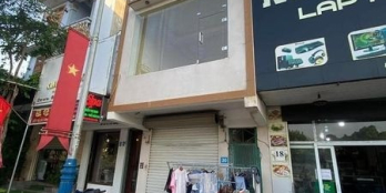 Nhà kinh doanh mặt đường Việt Bắc