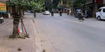 Nhà diện tích  4 × 20m. Sổ đỏ chính chủ. Giá 3,x tỷ có thương lượng