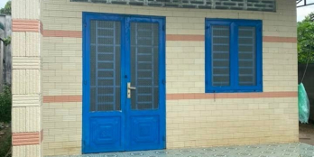 Căn nhà nhỏ. Hưng Long -hưng thịnh trang bom