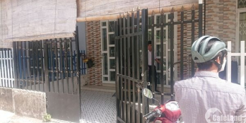 Bán căn nhà khu dân cư Việt Long cách cầu xáng tầm 1km