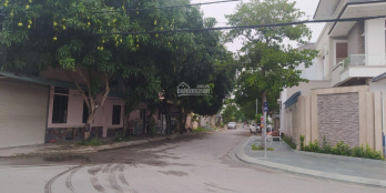 Bán nhà 3 tầng khá đẹp mặt đường Duy Tân B, P. Hưng Dũng, TP Vinh Nghệ An