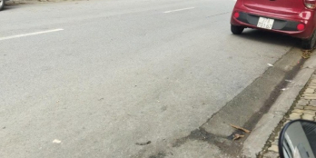  Đất kinh doanh đường Phan Chu Trinh, có nhà 2 tầng 3PN, 2WC, tầng 1