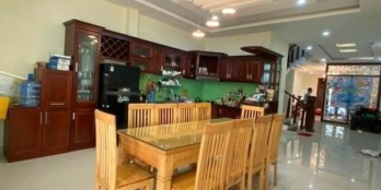 BÁN NHÀ 2 MÊ HẺM NGUYỄN KHUYẾN 5x30M CÁCH TP CÀ PHÊ 200M