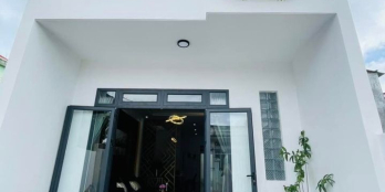 NHÀ ĐẸP LUNG LINH, THIẾT KẾ HIỆN ĐẠI, SANG TRỌNG Diện tích: 5x18,5m