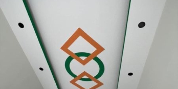 Em còn căn cấp 4 Diên Điền. Thiết kế gồm 2pn, 1 phòng khách, 1wc, 1bếp.có giếng