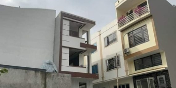 Cần bán nhà Bãi Muối, Cao Thắng, Hạ Long, gần KĐT Ông Nhan. DT: 54.4m2