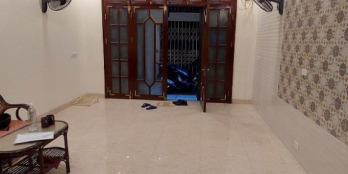 Bán gấp nhà 4 tầng Phố Tương Mai, Hoàng Mai, DT 48m2, giá chào 4.8 tỷ.