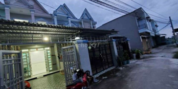 chính chủ cần gả căn nhà SHR 100m2 ngay bến xe Hưng Long 1,85 tỷ