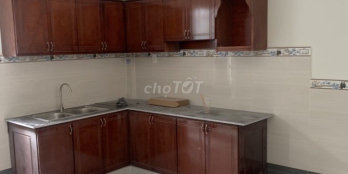 chủ nhà kẹt tiền gửi bán căn 2 tầng 3 PN tại xã qui đức -bình chánh