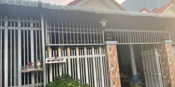 - Bán Gấp nhà Mỹ Tho mặt tiền ôtô cách mặt tiền Trần Thi Thơm 50m