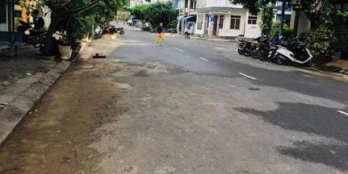 Cần bán nhà nhỏ trước tết , Đường Đặng Huy Trứ- TP Nha trang