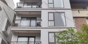 Bán gấp căn hộ cao cấp Tây Hồ, Dt 200m2 x 8T, Mt 8m, doanh thu 3,6 tỷ/năm