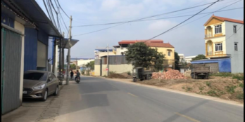 Lô đất mặt đường nhựa cần bán thích hợp kinh doanh buôn bán