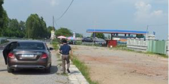 Lô đất rộng 3 ha, mặt tiền 100m, nằm trên mặt đường tỉnh lộ huyết mạch của Hưng