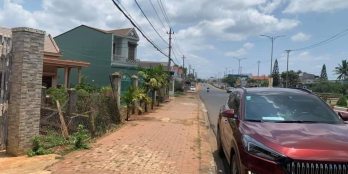 CẦN RA ĐI LÔ ĐẤT GIA ĐÌNH  Mặt tiền Nguyễn Văn Linh Diện tích:  5*26