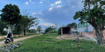 Lô đất góc  Buôn Hdok siêu đẹp cần tìm chủ mới.  Dt:10*25,Tc:60