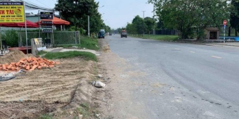 Cần bán nhanh lô đất 5x18m thổ cư 100% đường nhựa 6m trong dự án Long Cang