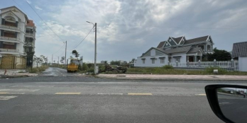 Đất thổ Quốc Lộ 50, ngay Cafe 8 Nghiêm, SHR giá 1 tỷ 50 triệu