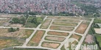 Cần bán gấp mảnh đất Phương Đình dt 75,9m2 x mt 4m