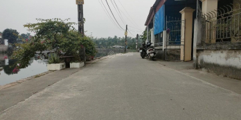 Lô đất Chợ và thông thương thuận lợi số 1.