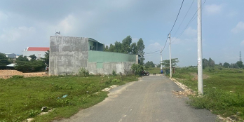 Lô đất cần bán ngay trung tâm giá rẻ