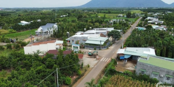 Cần bán gấp miến đất 5x40.giá 800tr