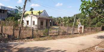 Gia đình cần tiền cần bán nhanh lô đất siêu tiện ích