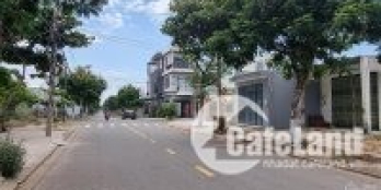 Cần bán lô đất 2 mặt tiền đường Hải Triều và đường bê tông 5m, Hòa Hải