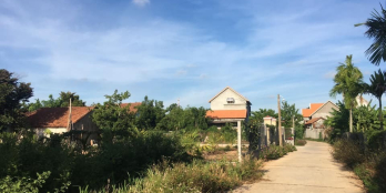 CẦN BÁN NHANH 2 LÔ LIỀN KỀ GẦN UBND TỊNH SƠN cách mt đường vài bước chân