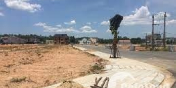 ÁN ĐẤT HỘ KHẨU TP.QUẢNG NGÃI - KỀ DỰ ÁN KDC 577 thông quá trời đường