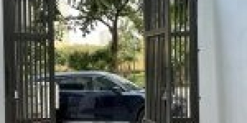 Bán nhà mặt phố Kim Giang ngay sát Linh Đàm