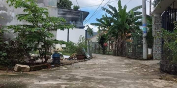 1 lô góc tuyệt đẹp giá rẻ đây Anh Chị ơi.. nhanh tay giữ nè