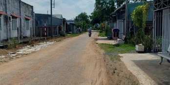 Bán đất gần chợ cư trú ninh thạnh tp tây ninh .