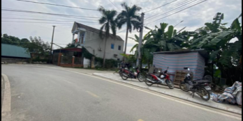 Mảnh đất thích hợp quán ăn nhà hàng,hoặc xây thành biệt thự