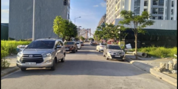 Lô đất cần bán với Diện tích: 80m2 mặt tiền 5m Hướng: Đông