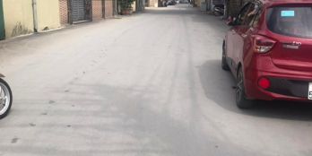 Bán đất tặng nhà mặt đường Văn Đức Giai . Dt 116,8m2 . Đường 10 mét