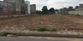 Vị trí đẹp đối diện sang là dự án khu đô thị 231ha