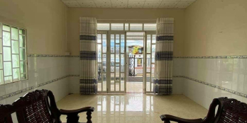 Bán căn nhà cấp 4 xây mới 100%, thuộc khu dân cư mới đối diện bệnh viện Phổi Vĩn