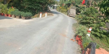 Giá đâu tư . mới 100% . nhà 3 phòng ngủ 1 phòng khách 1 phòng bếp