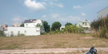 BÁN 6 NỀN LIỀN KỀ MẶT TIỀN - SAU LƯNG SÂN VẬN ĐỘNG P2 -  TP VĨNH LONG.