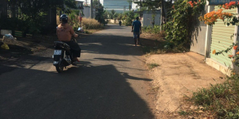 Cần bán gấp 100m2 giá 700tr ngay ấp 2 khu dân cư xây dựng kín Sông Trầu