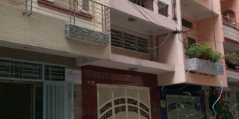 Bán căn nhà ngang hơn 5m đường Nguyễn Bỉnh Khiêm, Q.1, diện tích đất 85m2, giá 2