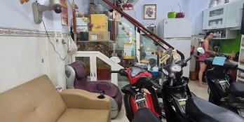 Bán nhà 3 tầng CMT8 P5 Tân Bình 4.5x6.5 4 tỷ