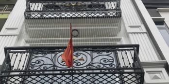 Chính chủ bán gấp nhà Thanh Xuân, Dt 45m2 x 6T, mt 4.8m, lô góc, ô tô