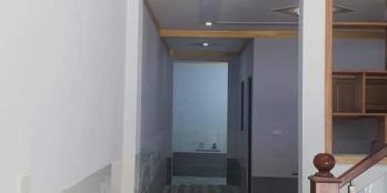 Bán nhà mới xây kiên cố gần công ty Giày Việt Vinh